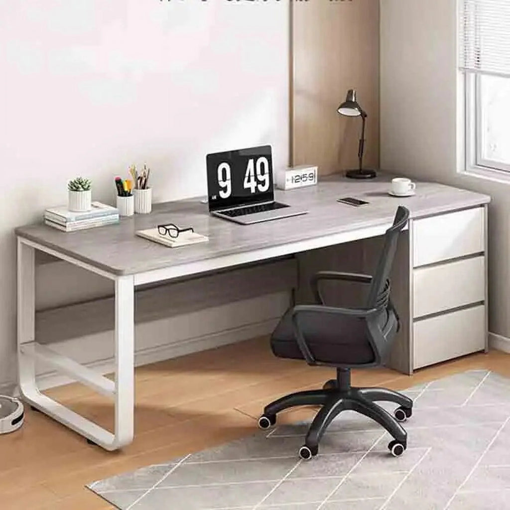 Wooden Study Desk Y685