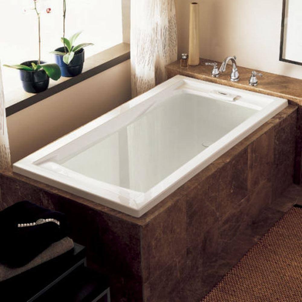 White Deep Soak Bathtub C904