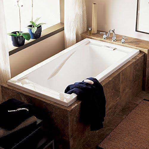 White Deep Soak Bathtub C904