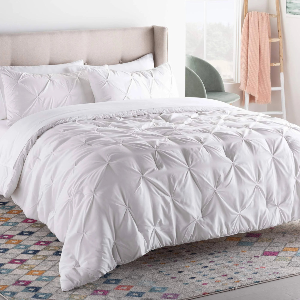 Hypoallergenic Down Alternative Microfiber Comforter N2225
