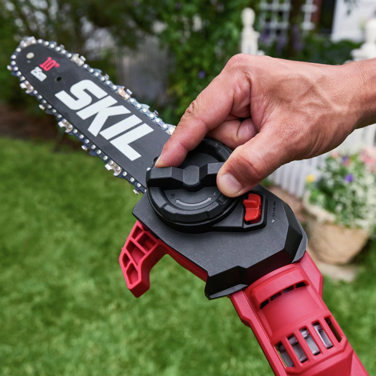 40V Brushless 10-in. Pole Saw Kit with 2.5Ah Battery & Charger G538735