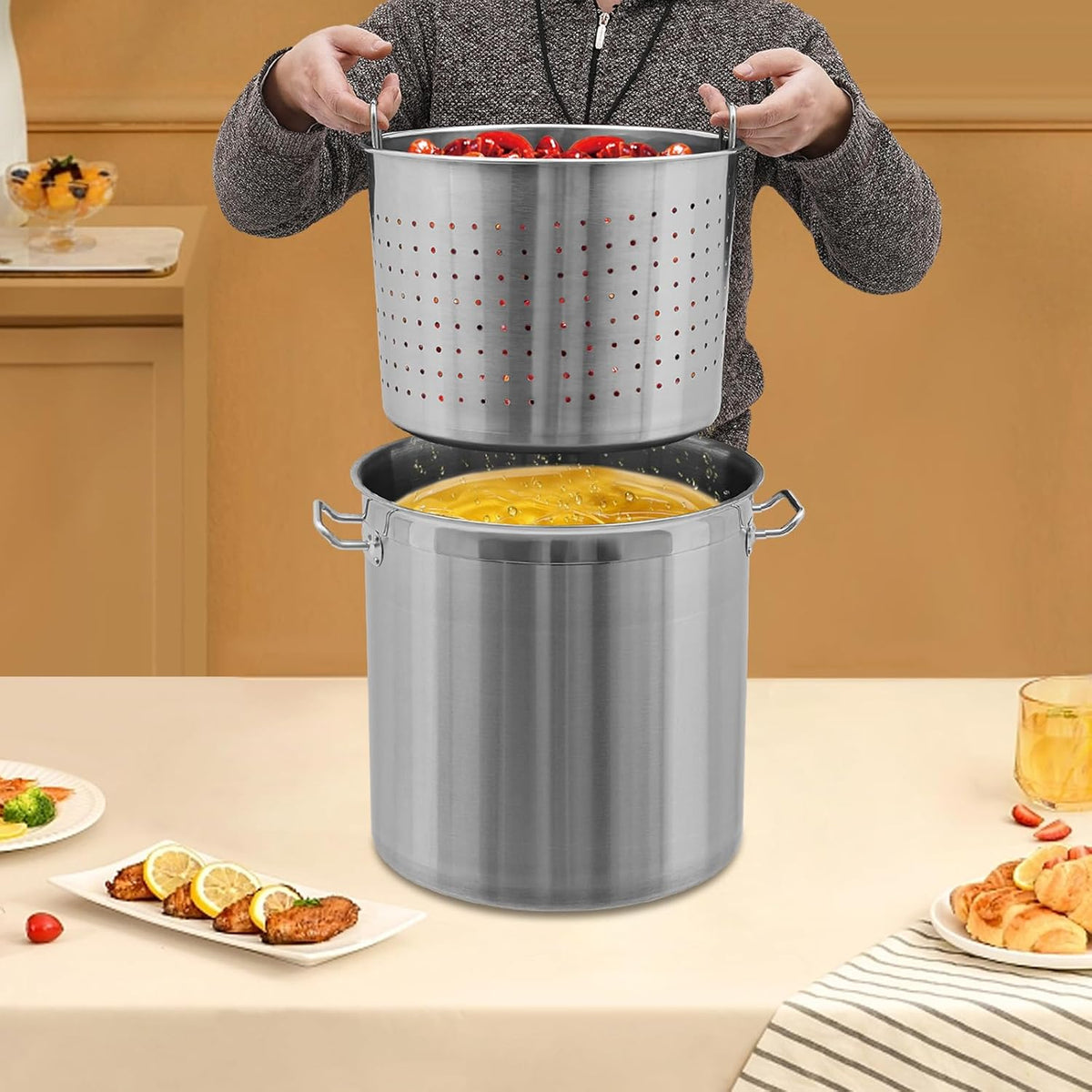 36 QT Stainless Steel Stock Pot with Handle and Strainer F47891