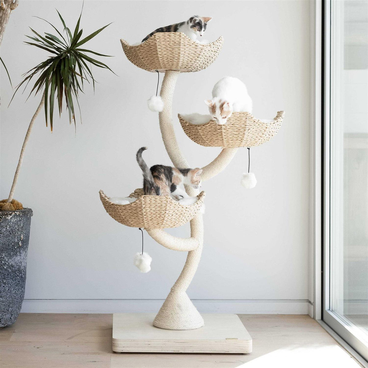 Modern Cat Tree Q316592