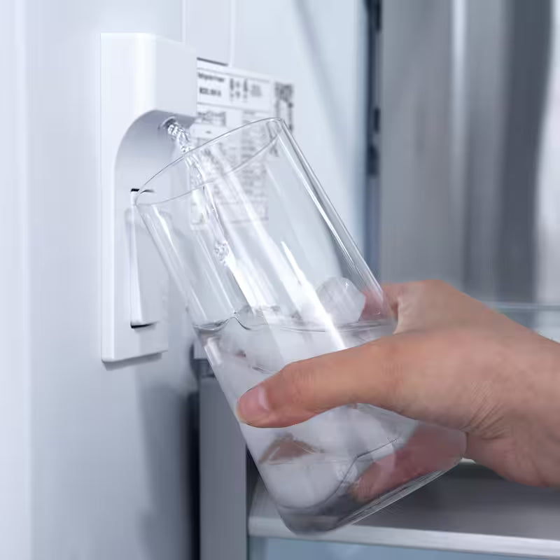 4-Door French Door Refrigerator with Ice and Water Dispenser Y1946