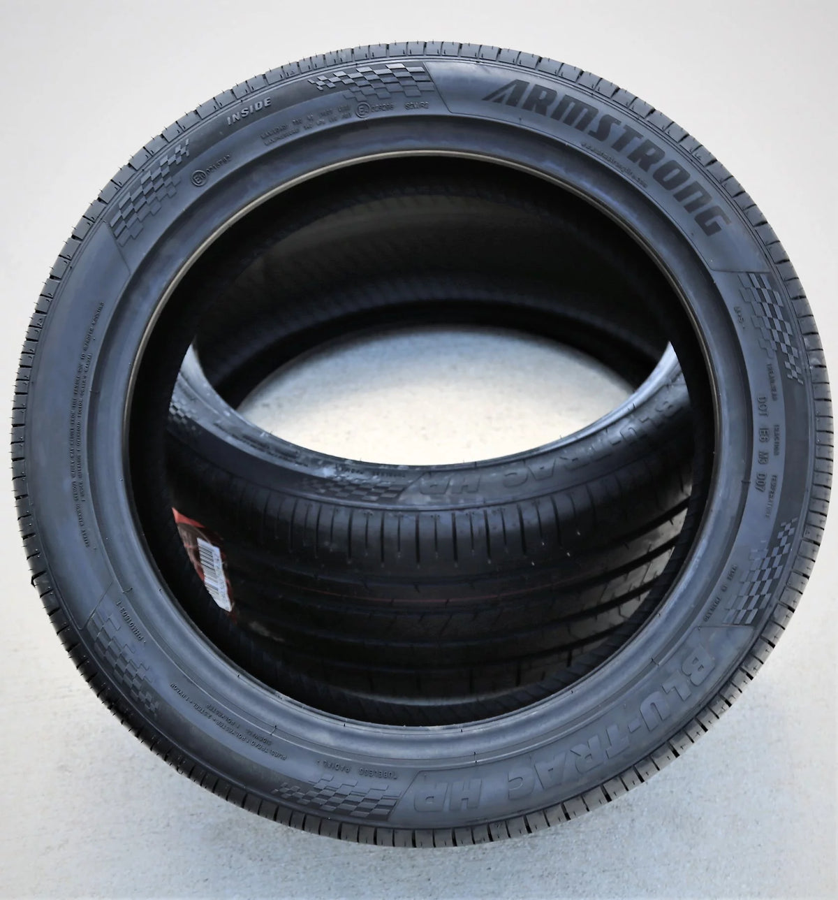 235/45R18 98W XL High Performance Tire T422