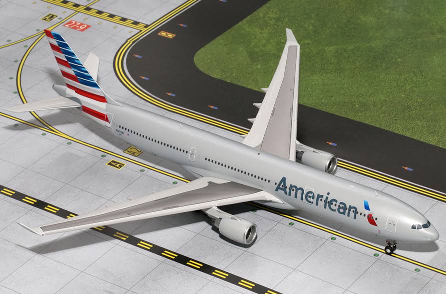 1:200 Airbus A330-300 American Airlines R349