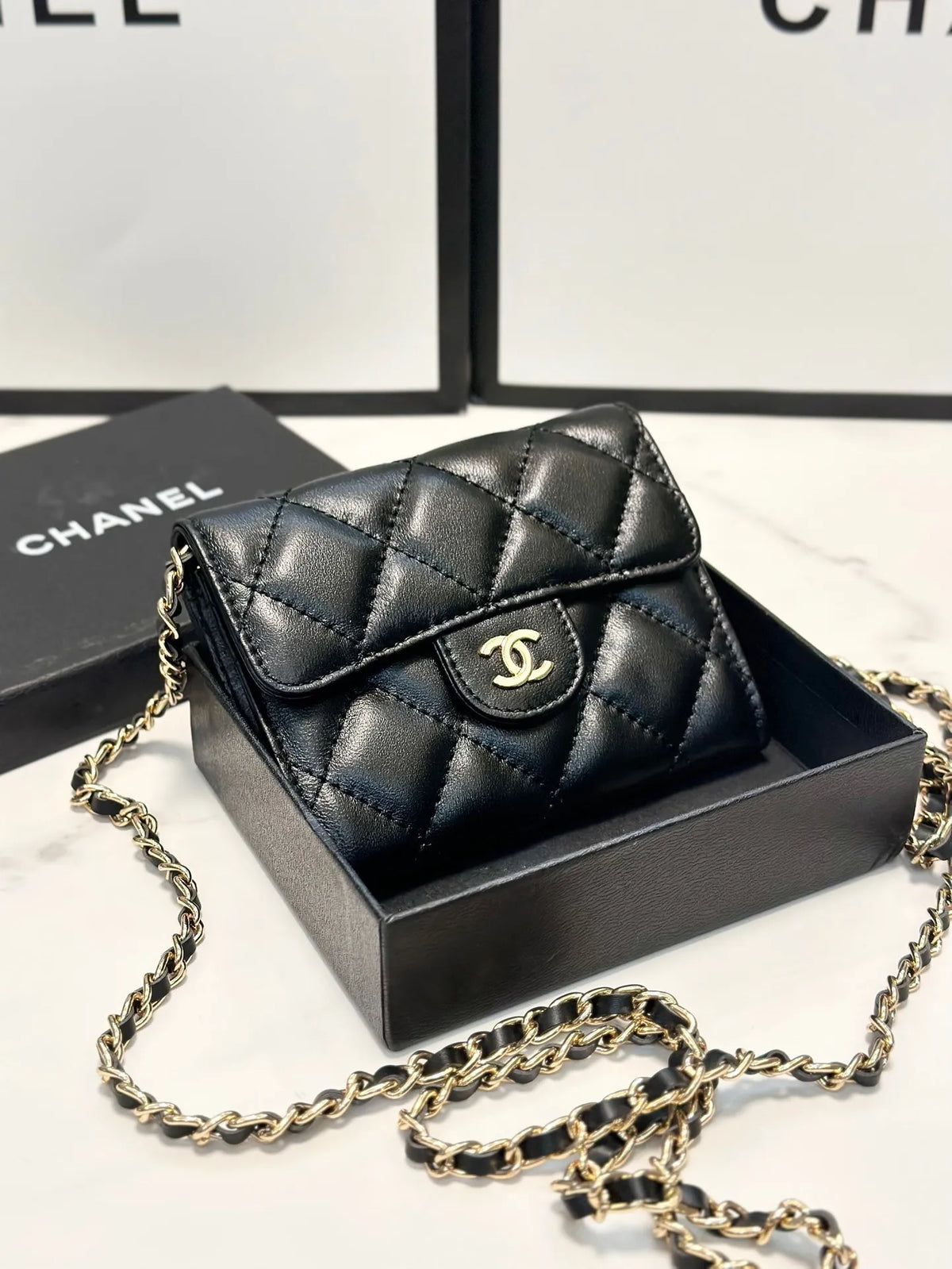 Black Card Wallet Q158617